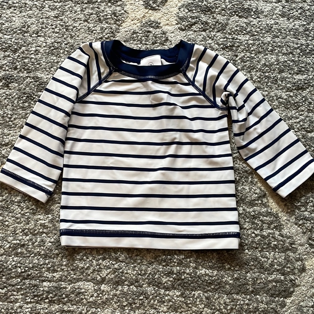 Hanna Andersson baby rashguard